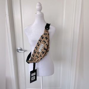 Nike Jordan Jumpman Fanny Pack Belt Bag Waist Crossbody in Element Gold